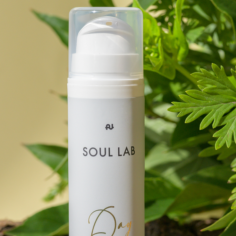 Крем дневной для чувствительной кожи Soul lab